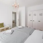 Mio بوريتش