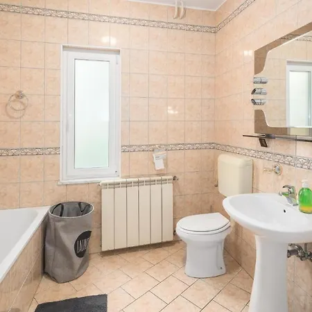 Mio Porec