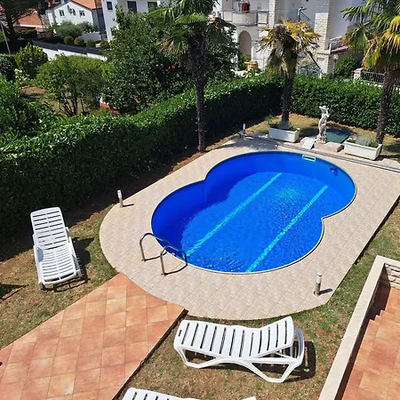 아파트 Mio 포레치